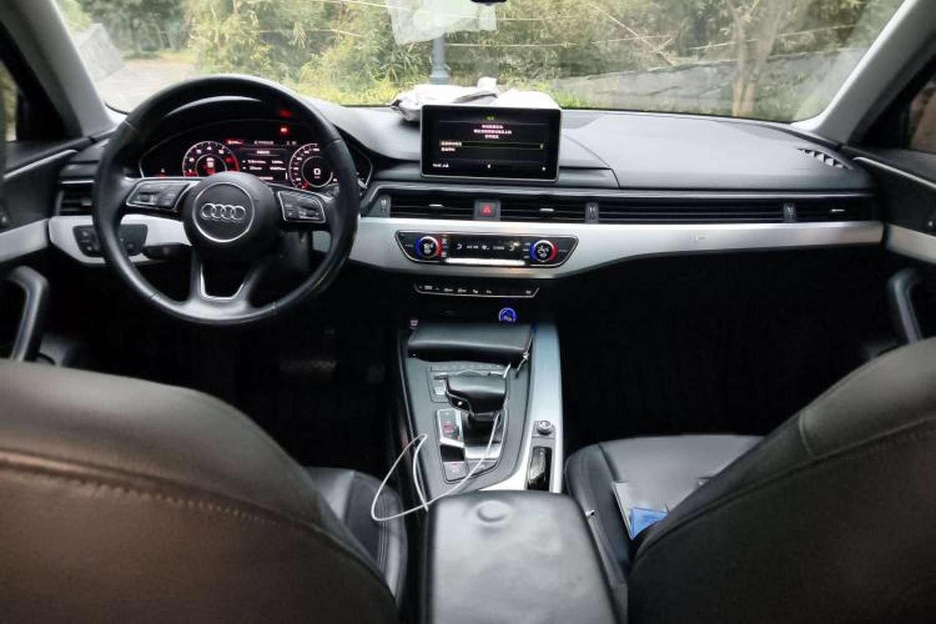 Used Audi A4L 2018 30th Anniversary Edition 40 TFSI Fashion Model Interior 2