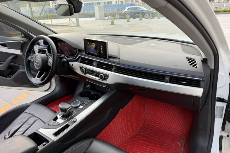 Used Audi A4L 2018 30th Anniversary Edition 40 TFSI Fashion Model Interior 2
