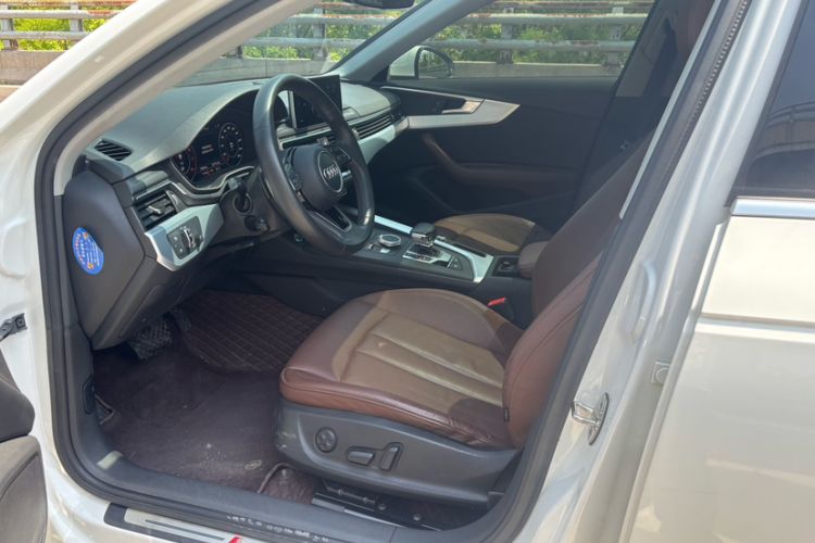 Used Audi A4L 2018 30th Anniversary Edition 40 TFSI Fashion Model Interior 2