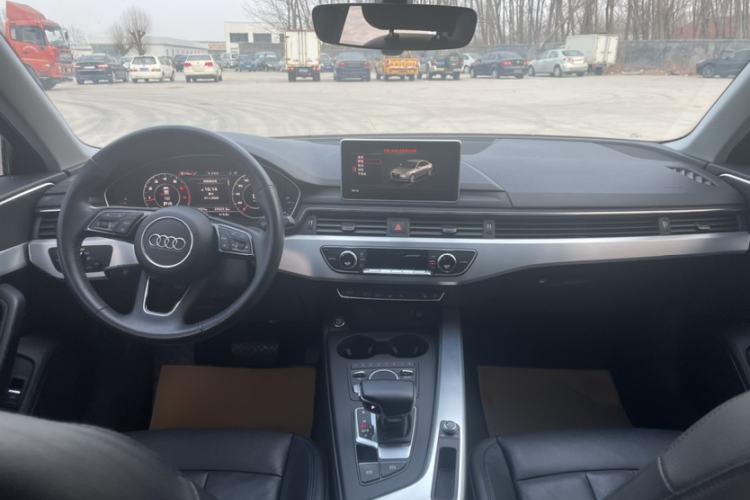 Used Audi A4L 2018 30th Anniversary Edition 40 TFSI Fashion Model Interior 2