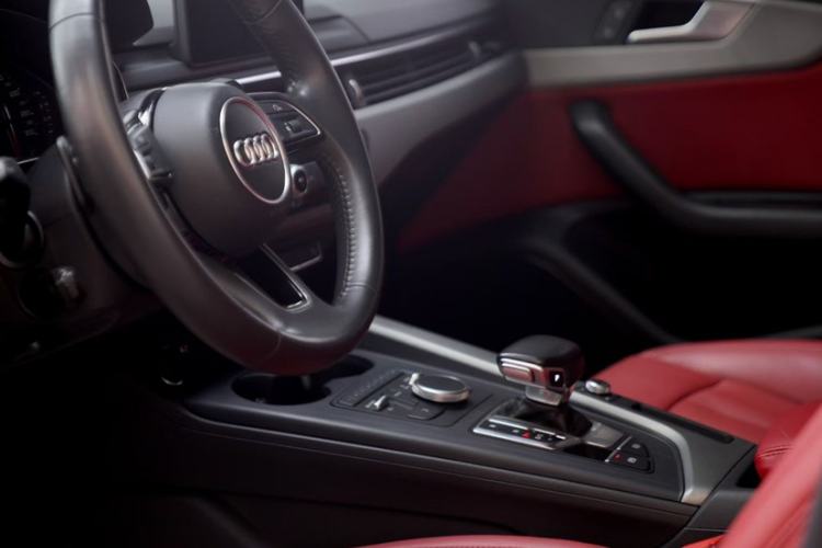 Used Audi A4L 2018 30th Anniversary Edition 40 TFSI Trendy Model Interior 3