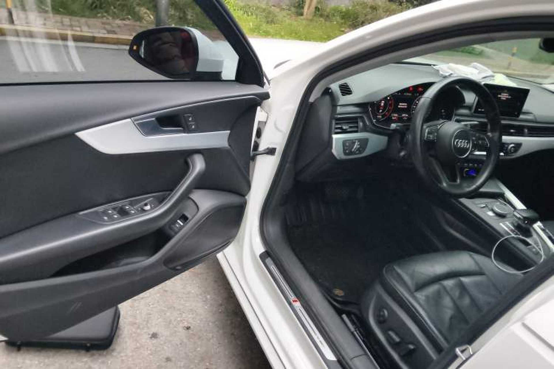 Used Audi A4L 2018 30th Anniversary Edition 40 TFSI Fashion Model Interior 3