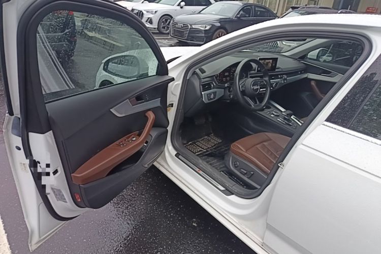 Used Audi A4L 2018 30th Anniversary Edition 40 TFSI Fashion Model Interior 3