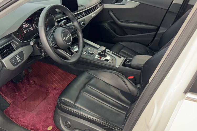 Used Audi A4L 2018 30th Anniversary Edition 40 TFSI Trendy Model Interior 3