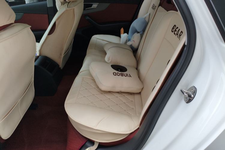 Used Audi A4L 2018 30th Anniversary Edition 40 TFSI Trendy Model Interior 4