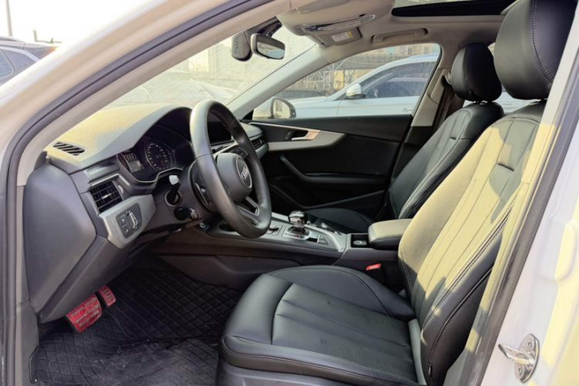 Used Audi A4L 2018 30th Anniversary Edition 40 TFSI Trendy Model Interior 6
