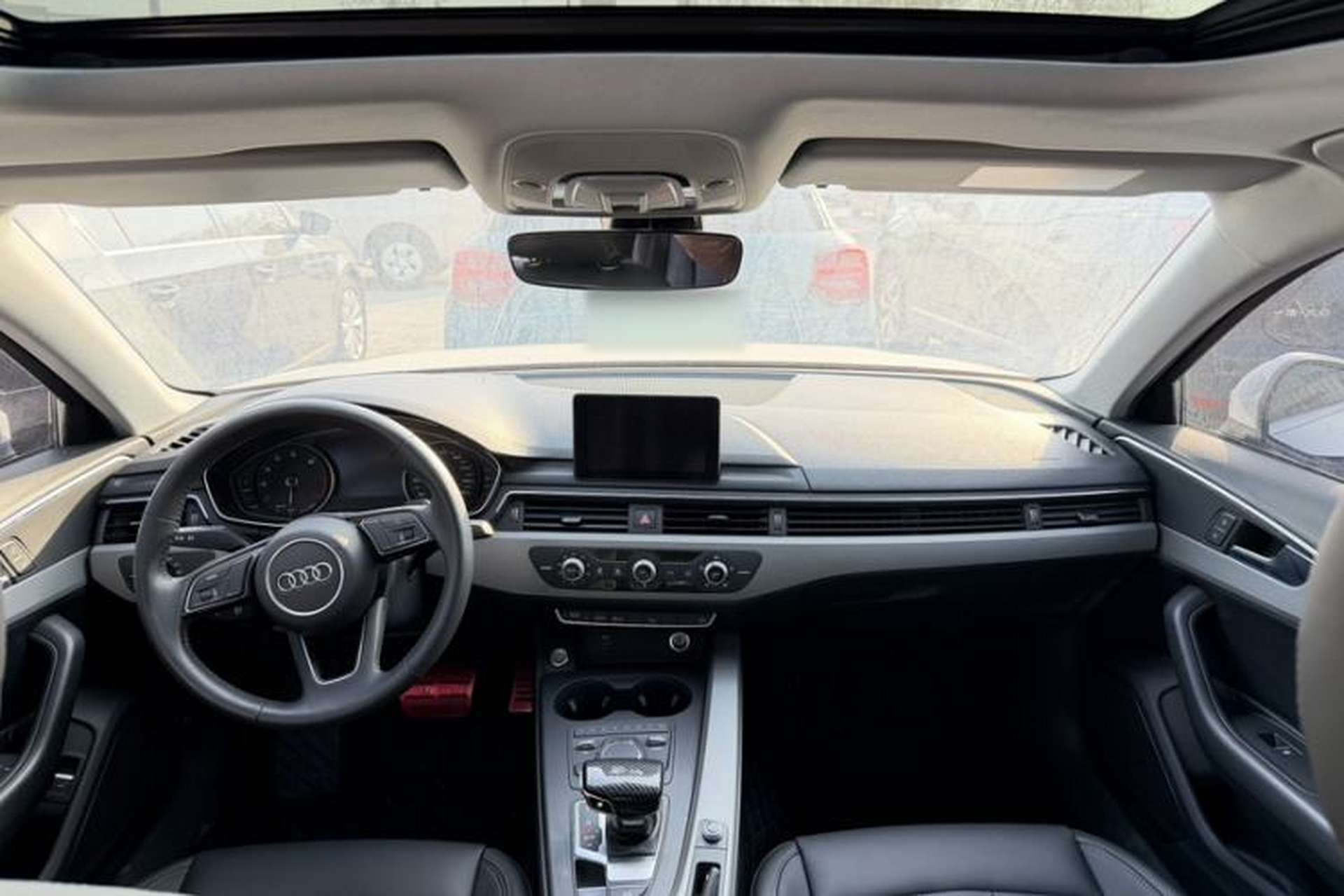 Used Audi A4L 2018 30th Anniversary Edition 40 TFSI Trendy Model Interior 9