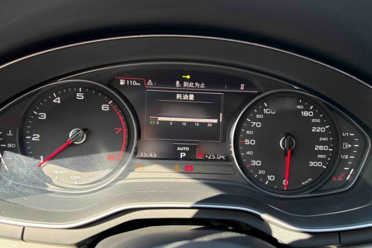 Used Audi A4L 2018 30th Anniversary Edition 40 TFSI Trendy Model Interior 9