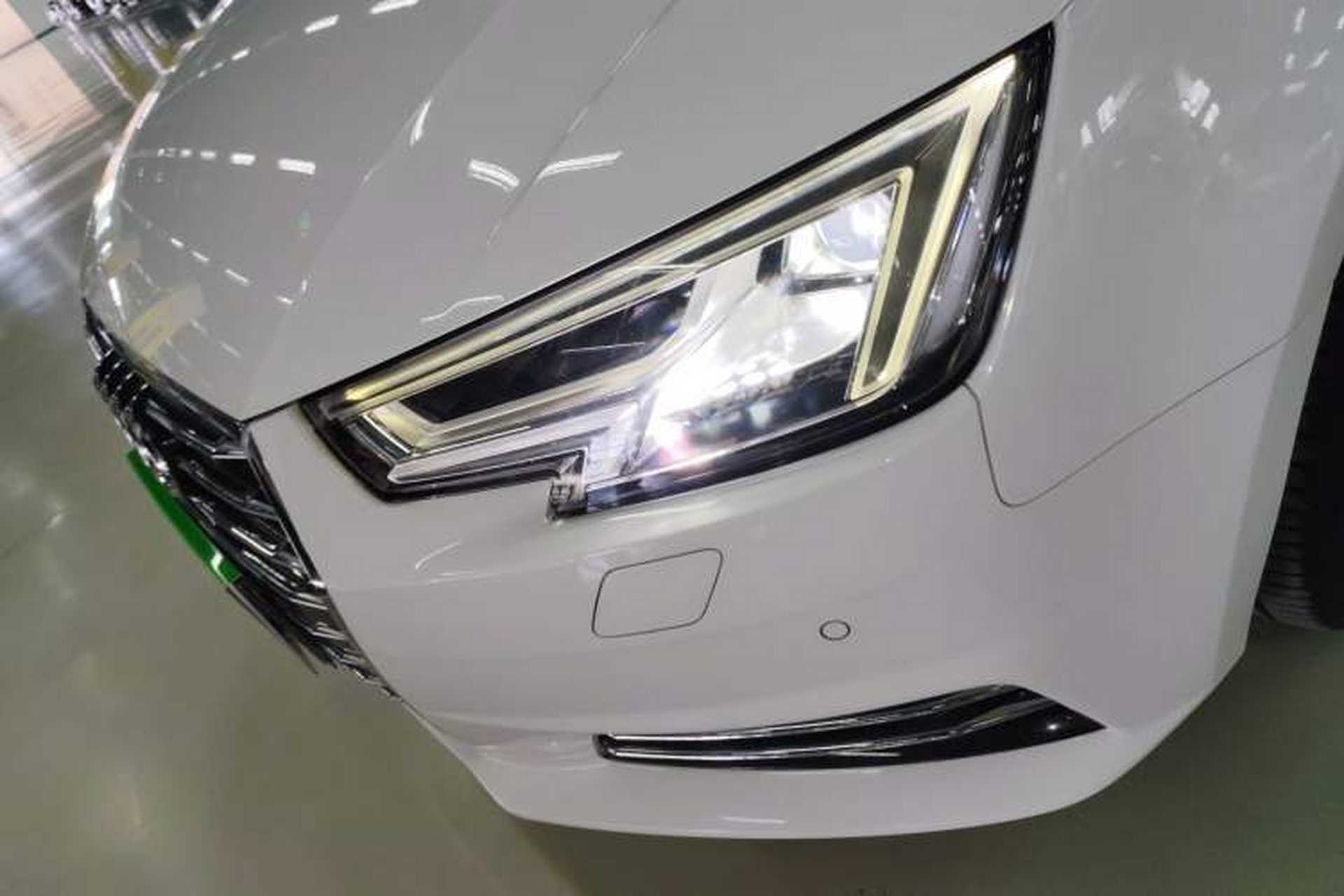 Used Audi A4L 2018 30th Anniversary Edition 40 TFSI Trendy Model Left Front Headlight