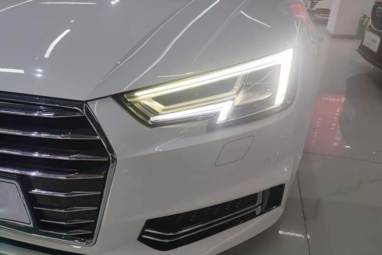 Used Audi A4L 2018 30th Anniversary Edition 40 TFSI Trendy Model Left Front Headlight