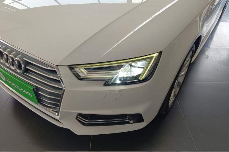 Used Audi A4L 2018 30th Anniversary Edition 40 TFSI Fashion Model Left Front Headlight