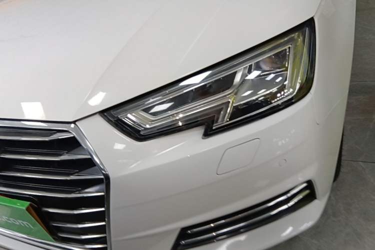 Used Audi A4L 2018 30th Anniversary Edition 40 TFSI Trendy Model Left Front Headlight
