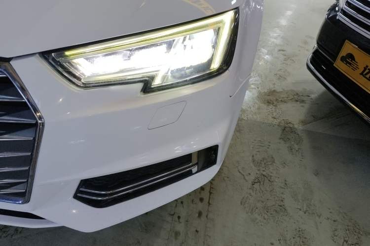 Used Audi A4L 2018 30th Anniversary Edition 40 TFSI Fashion Model Left Front Headlight