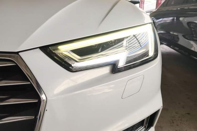 Used Audi A4L 2018 30th Anniversary Edition 40 TFSI Trendy Model Left Front Headlight