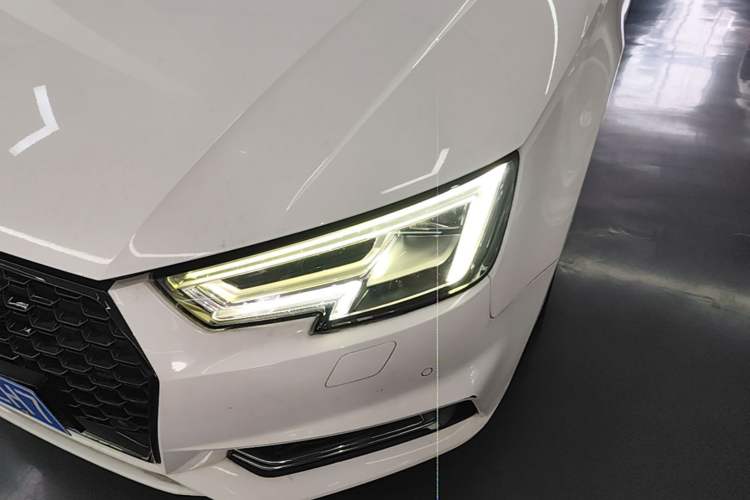 Used Audi A4L 2018 30th Anniversary Edition 40 TFSI Fashion Model Left Front Headlight