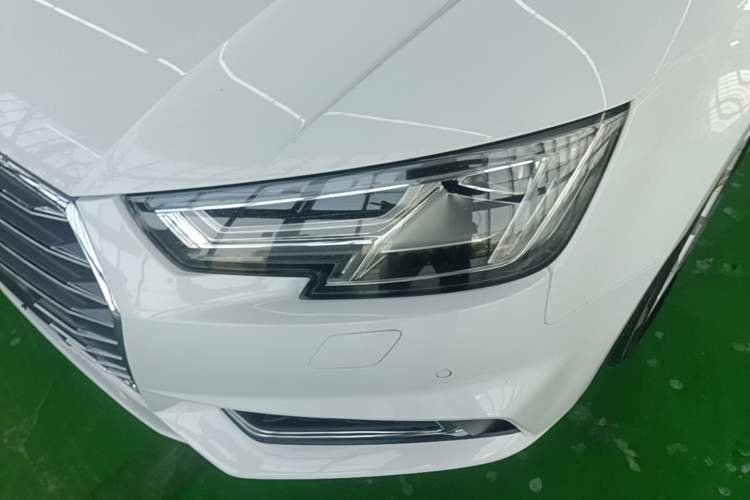 Used Audi A4L 2018 30th Anniversary Edition 40 TFSI Fashion Model Left Front Headlight