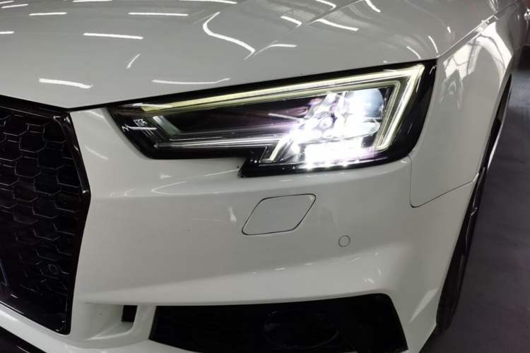 Used Audi A4L 2018 30th Anniversary Edition 40 TFSI Trendy Model Left Front Headlight