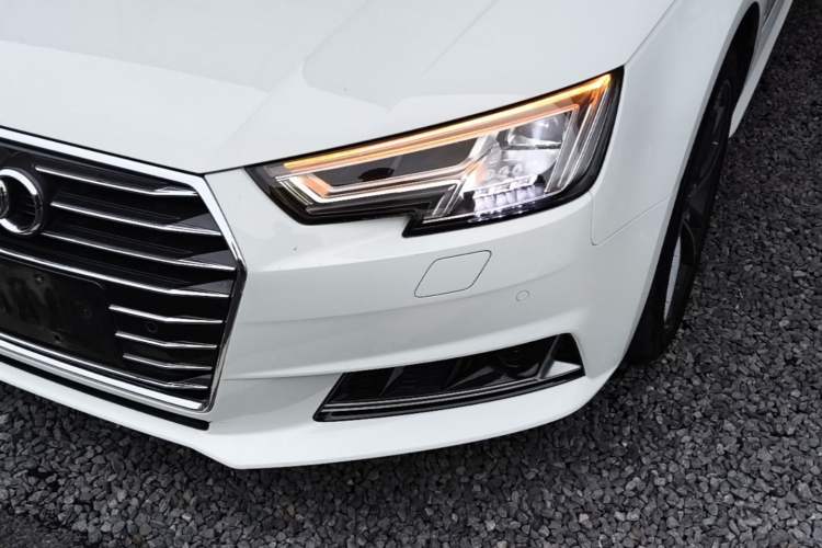 Used Audi A4L 2018 30th Anniversary Edition 40 TFSI Trendy Model Left Front Headlight
