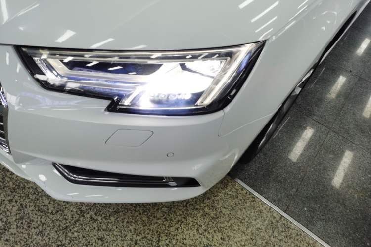 Used Audi A4L 2018 30th Anniversary Edition 40 TFSI Trendy Model Left Front Headlight