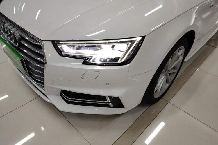 Used Audi A4L 2018 30th Anniversary Edition 40 TFSI Fashion Model Left Front Headlight
