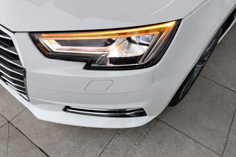 Used Audi A4L 2018 30th Anniversary Edition 40 TFSI Trendy Model Left Front Headlight