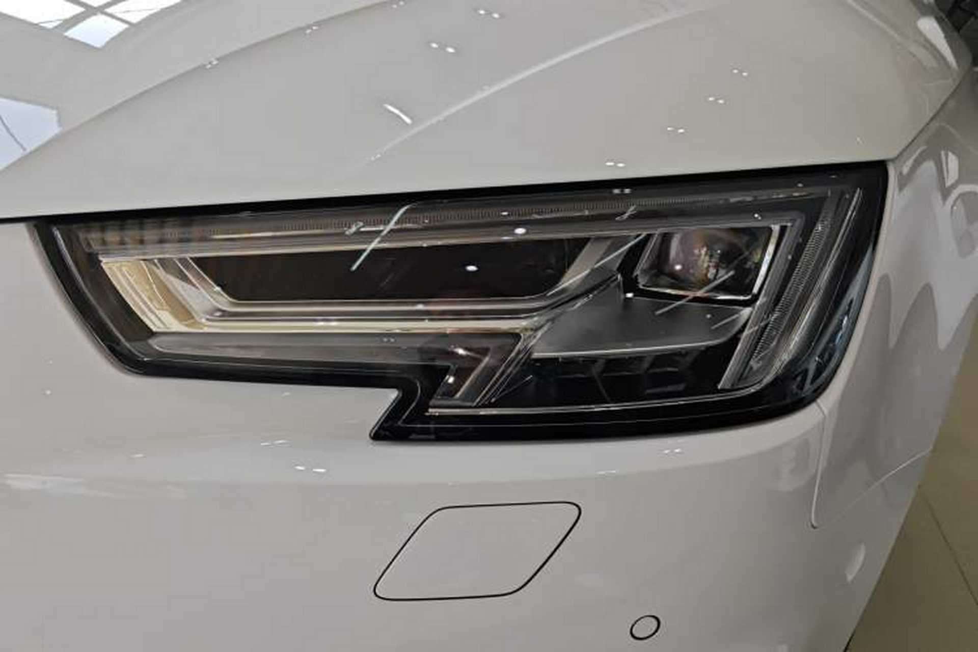 Used Audi A4L 2018 30th Anniversary Edition 40 TFSI Sport Edition Left Front Headlight