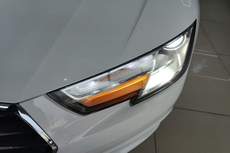 Used Audi A4L 2018 30th Anniversary Edition 40 TFSI Trendy Model Left Front Headlight