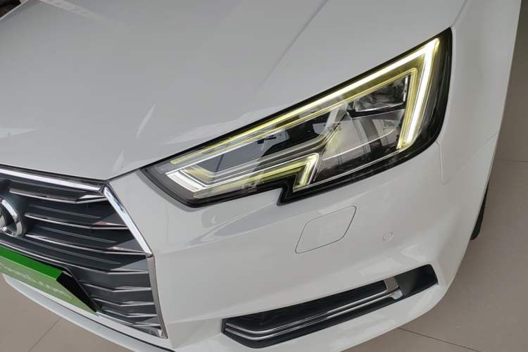 Used Audi A4L 2018 30th Anniversary Edition 40 TFSI Fashion Model Left Front Headlight