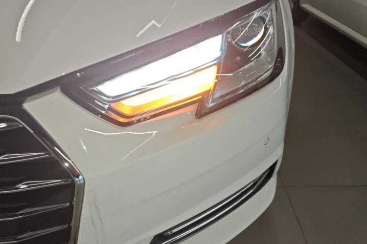 Used Audi A4L 2018 30th Anniversary Edition 40 TFSI Trendy Model Left Front Headlight