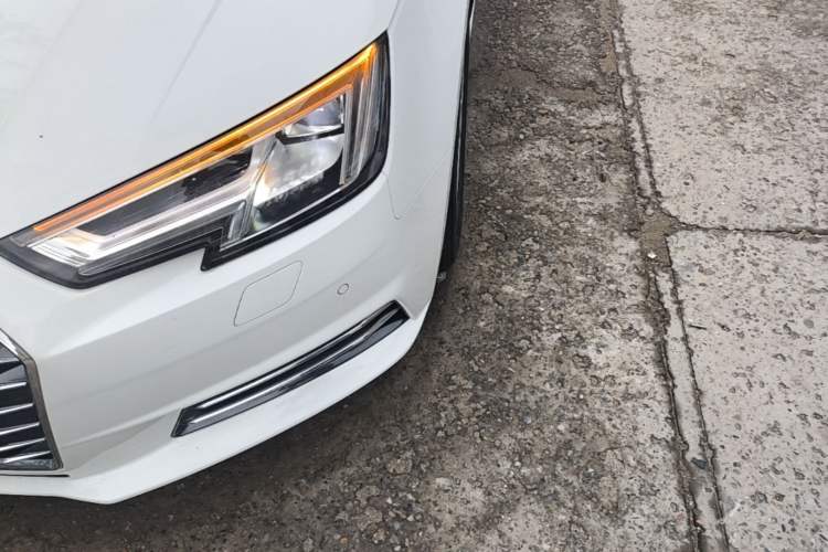 Used Audi A4L 2018 30th Anniversary Edition 40 TFSI Trendy Model Left Front Headlight