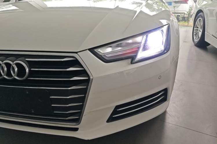 Used Audi A4L 2018 30th Anniversary Edition 40 TFSI Trendy Model Left Front Headlight
