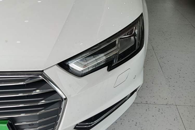 Used Audi A4L 2018 30th Anniversary Edition 40 TFSI Fashion Model Left Front Headlight