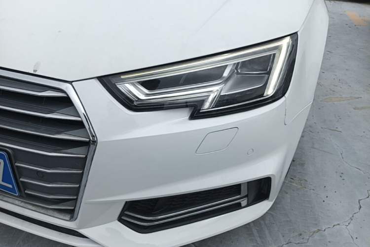 Used Audi A4L 2018 30th Anniversary Edition 40 TFSI Fashion Model Left Front Headlight
