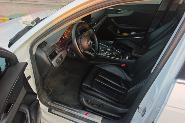 Used Audi A4L 2018 30th Anniversary Edition 40 TFSI Trendy Model Left Front Seat