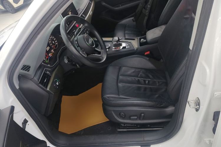 Used Audi A4L 2018 30th Anniversary Edition 40 TFSI Fashion Model Left Front Seat