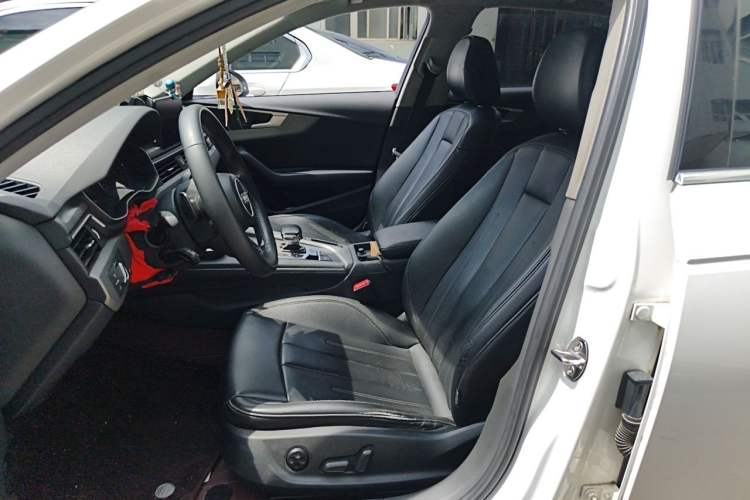 Used Audi A4L 2018 30th Anniversary Edition 40 TFSI Trendy Model Left Front Seat