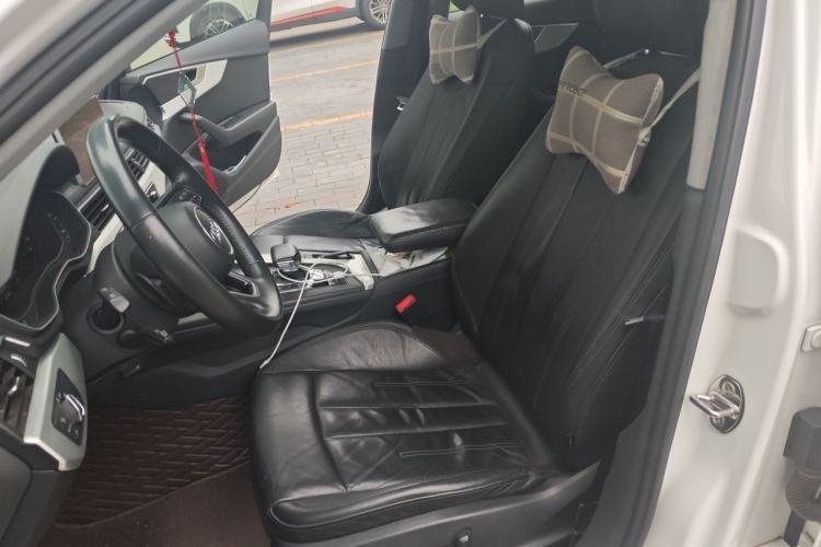 Used Audi A4L 2018 30th Anniversary Edition 40 TFSI Fashion Model Left Front Seat