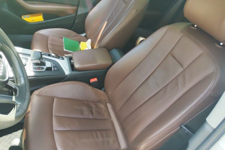 Used Audi A4L 2018 30th Anniversary Edition 40 TFSI Fashion Model Left Front Seat
