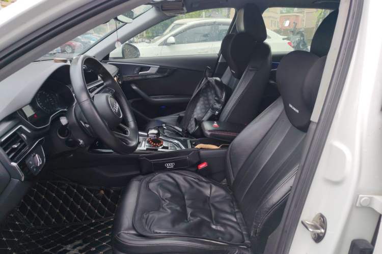 Used Audi A4L 2018 30th Anniversary Edition 40 TFSI Trendy Model Left Front Seat