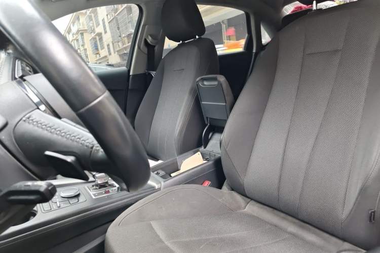 Used Audi A4L 2018 30th Anniversary Edition 40 TFSI Fashion Model Left Front Seat