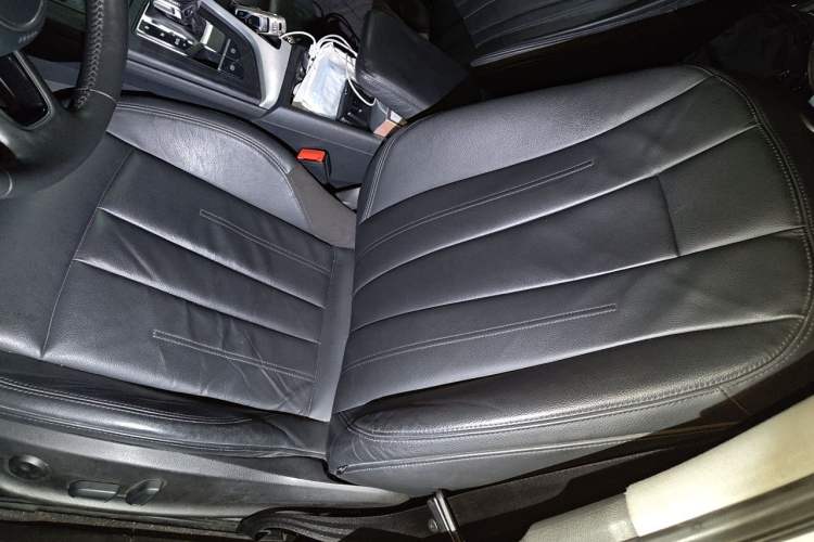 Used Audi A4L 2018 30th Anniversary Edition 40 TFSI Fashion Model Left Front Seat