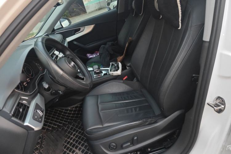 Used Audi A4L 2018 30th Anniversary Edition 40 TFSI Fashion Model Left Front Seat