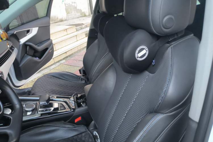 Used Audi A4L 2018 30th Anniversary Edition 40 TFSI Sport Edition Left Front Seat