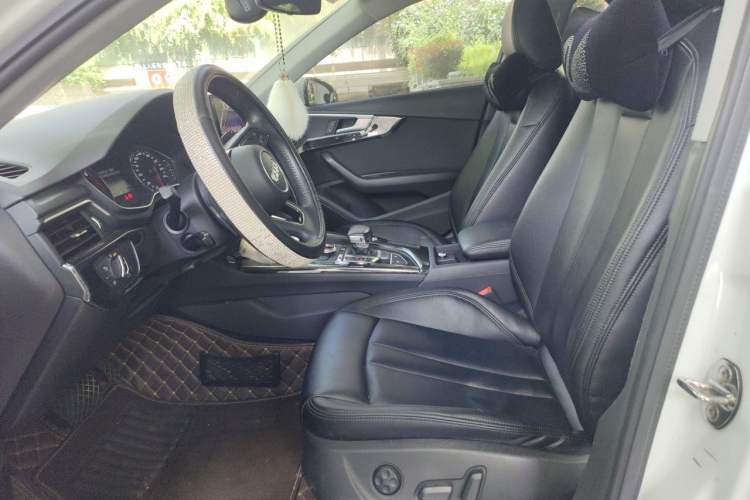Used Audi A4L 2018 30th Anniversary Edition 40 TFSI Trendy Model Left Front Seat