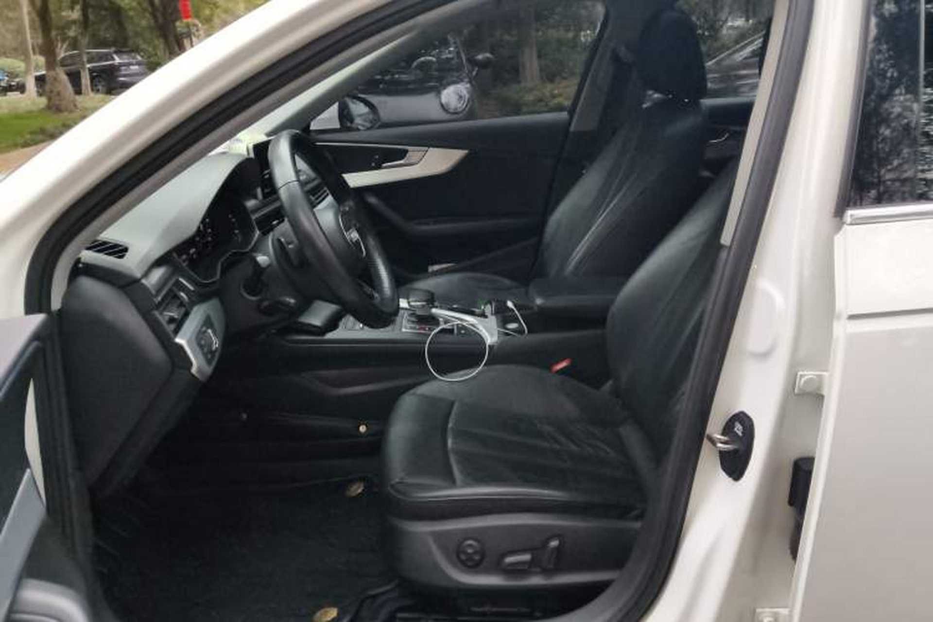 Used Audi A4L 2018 30th Anniversary Edition 40 TFSI Fashion Model Left Front Seat