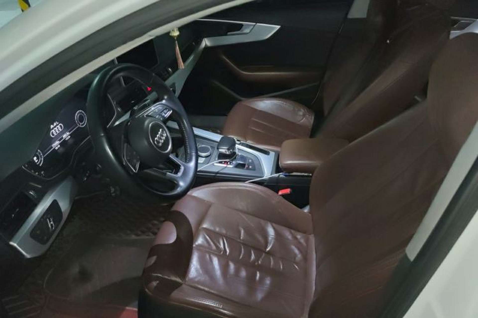 Used Audi A4L 2018 30th Anniversary Edition 40 TFSI Fashion Model Left Front Seat
