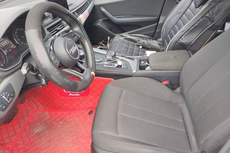 Used Audi A4L 2018 30th Anniversary Edition 40 TFSI Trendy Model Left Front Seat