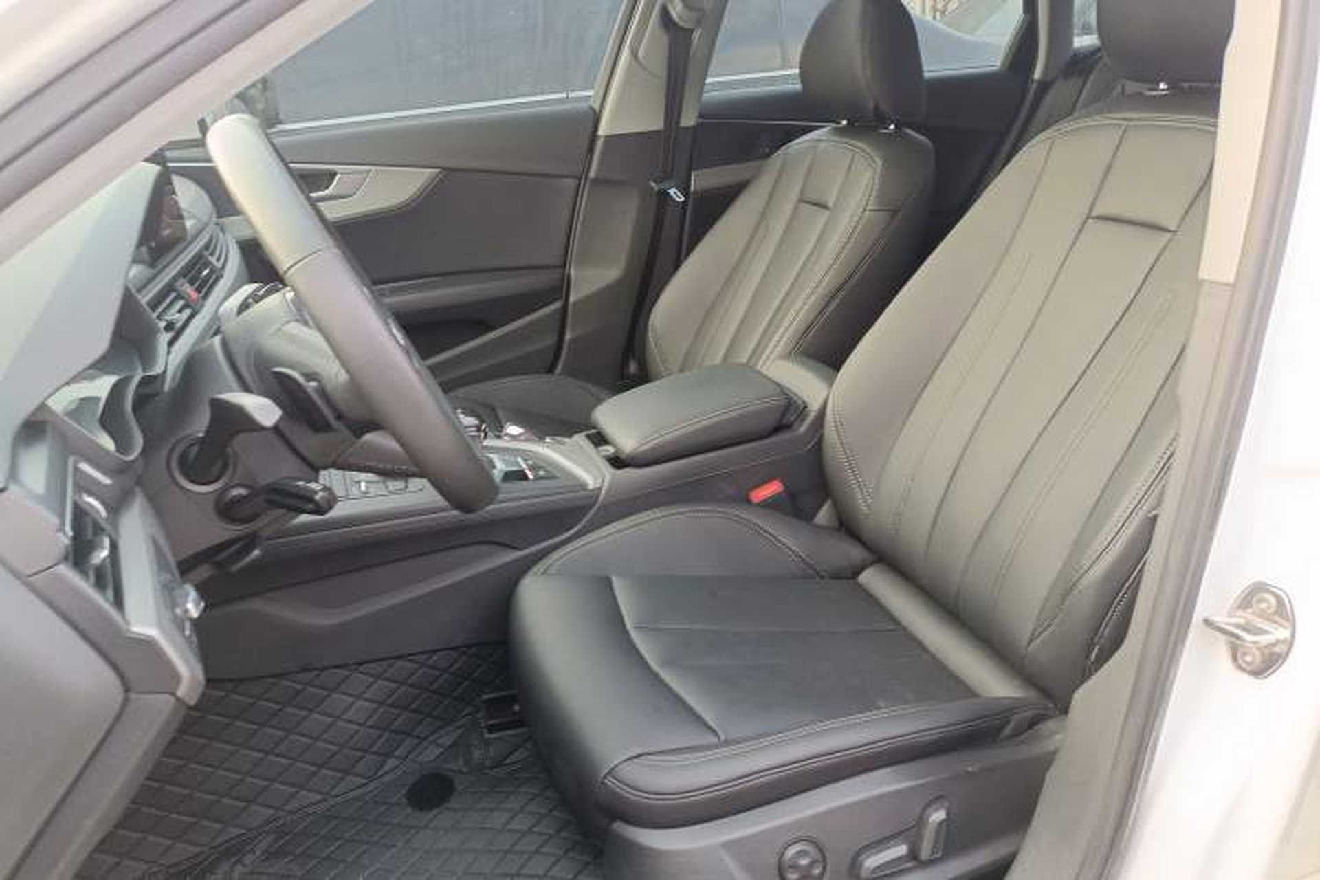 Used Audi A4L 2018 30th Anniversary Edition 40 TFSI Trendy Model Left Front Seat