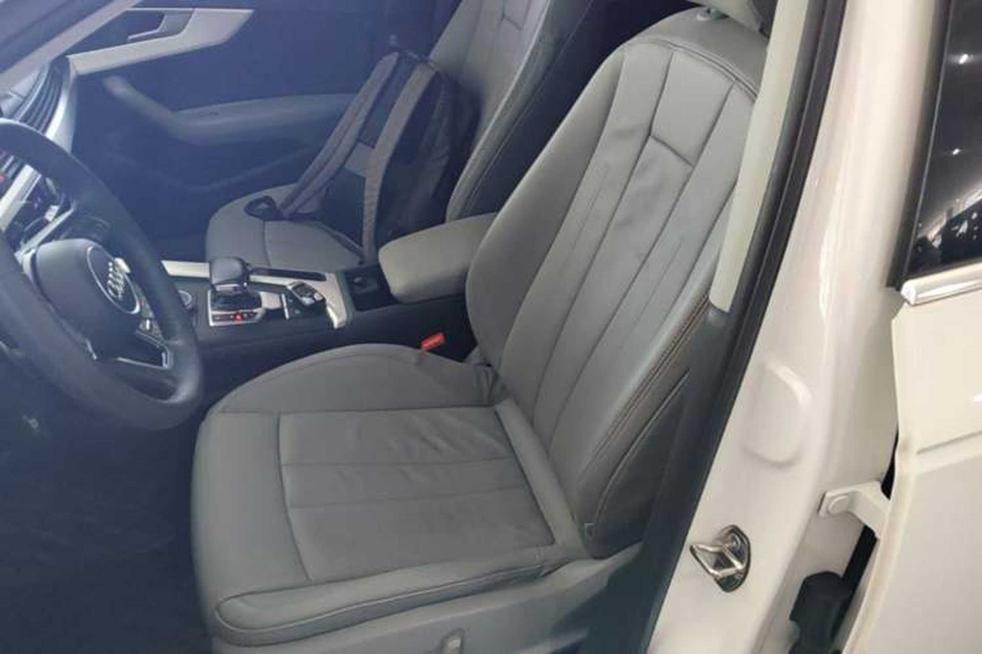 Used Audi A4L 2018 30th Anniversary Edition 40 TFSI Fashion Model Left Front Seat