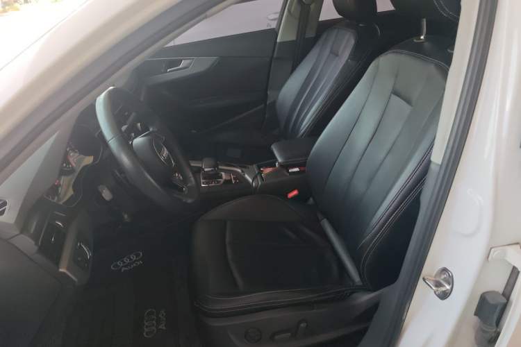 Used Audi A4L 2018 30th Anniversary Edition 40 TFSI Trendy Model Left Front Seat